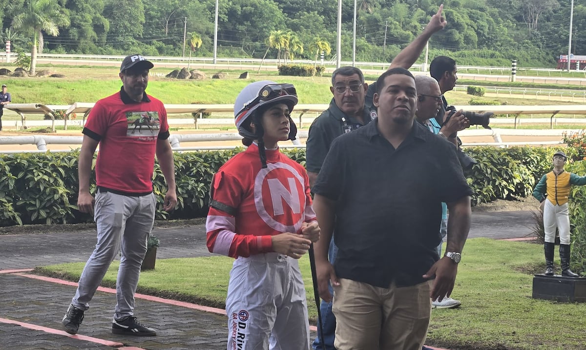 Puerto Rican jockey Dalila Rivera closes in on $1 million in U.S. winnings