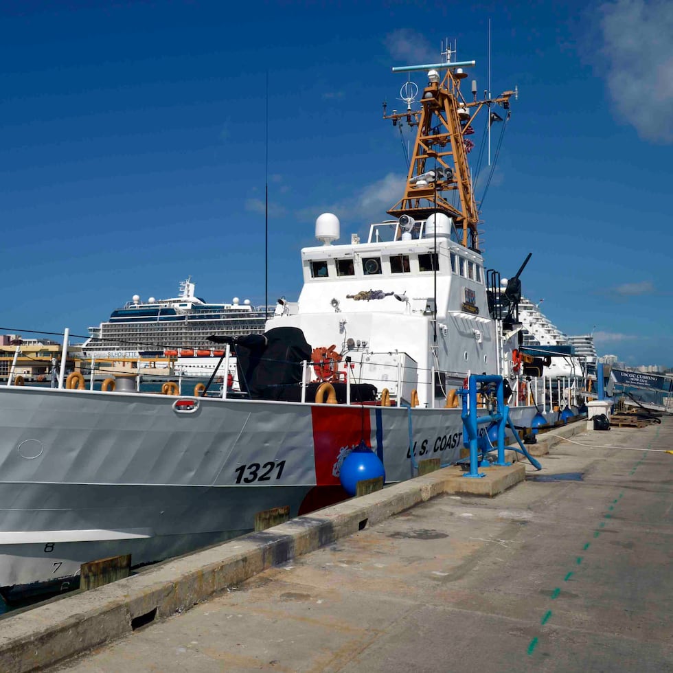La Giardia Costera en San Juan anunció un amplio operativo en la Bahía de San Juan para interceptar posibles embarcaciones sin licencia que transportan personas por la vía acuática a las Fiestas de la Calle San Sebastián.
