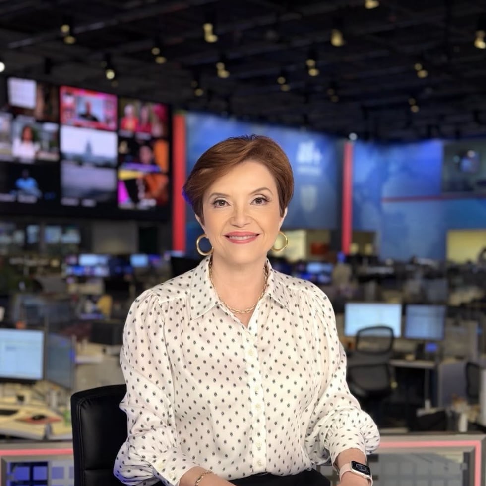 Lourdes del Río permaneció en Univision durante casi 30 años.
