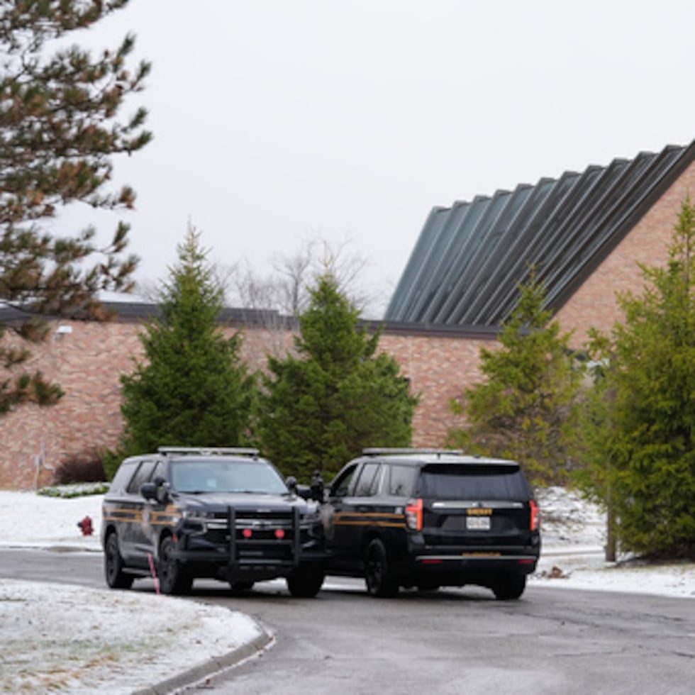 El FBI, que dirige la investigación, describió el atentado contra una de las mayores sinagogas reformistas del país como un acto de violencia dirigido contra la comunidad judía.