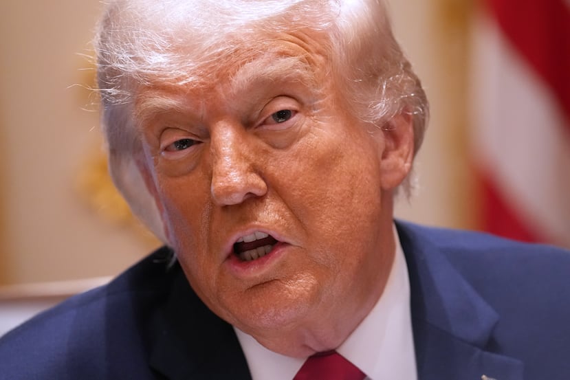 El presidente Donald Trump habla durante una reunión de gabinete en la Casa Blanca, el miércoles 27 de mayo de 2026, en Washington. (Foto AP/Jacquelyn Martin)