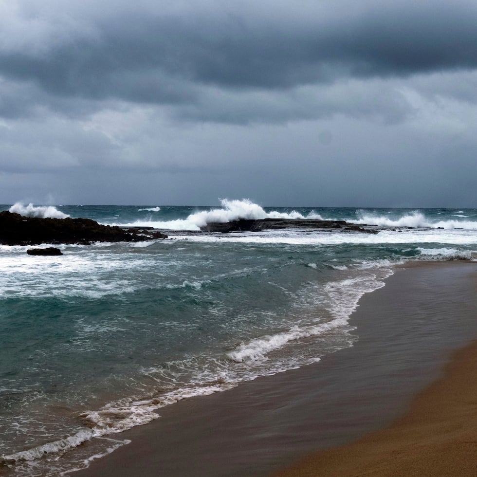 La combinación de una marejada del norte y la brisa fuerte generará oleaje más picado.