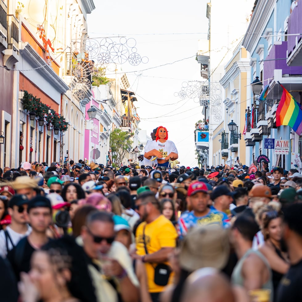 For the time being, the island remains under the influence of high surface pressure.