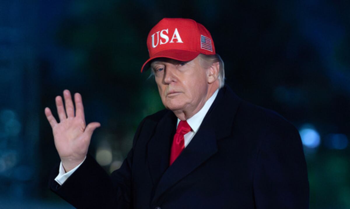 Reclamaba $10,000 millones: juez desestima demanda de Donald Trump contra el Wall Street Journal