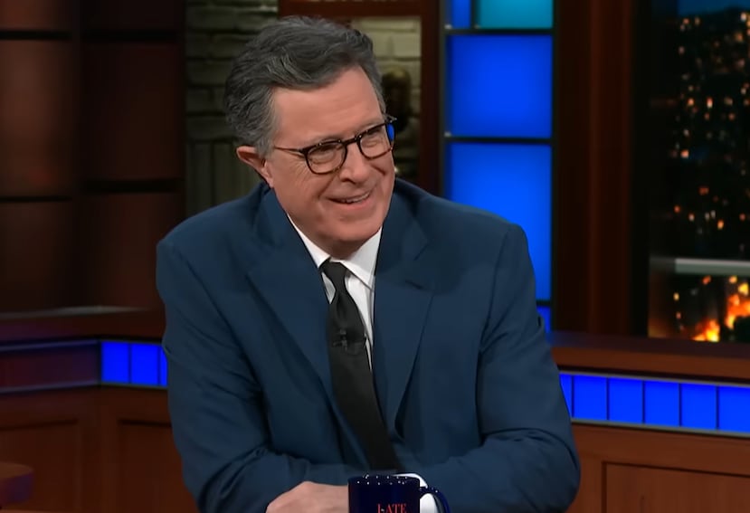 El presentador y comediante, Stephen Colbert, tuvo que parar la grabación del programa "The Late Show" debido a una apendicitis.