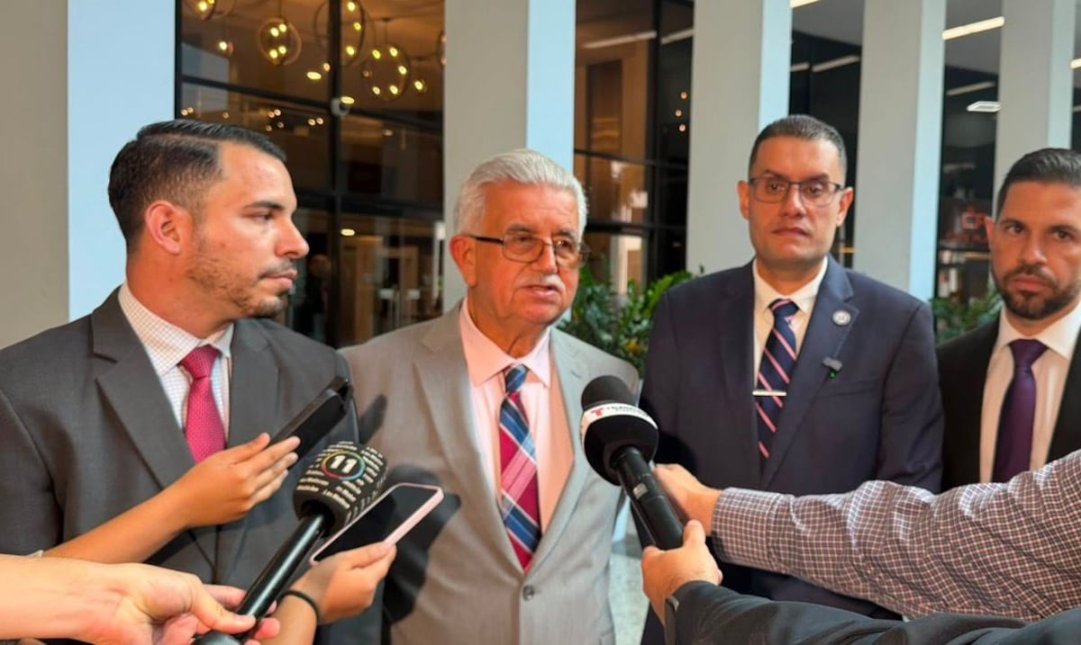 $13.5 millones menos para municipios en el presupuesto: alcaldes buscan que la Junta Fiscal les asigne más dinero