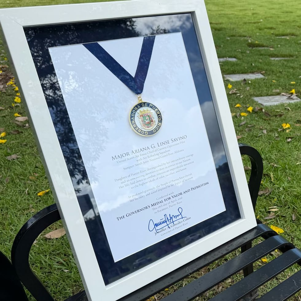 Es la primera vez que se entrega la Medalla de la Gobernadora de manera póstuma.