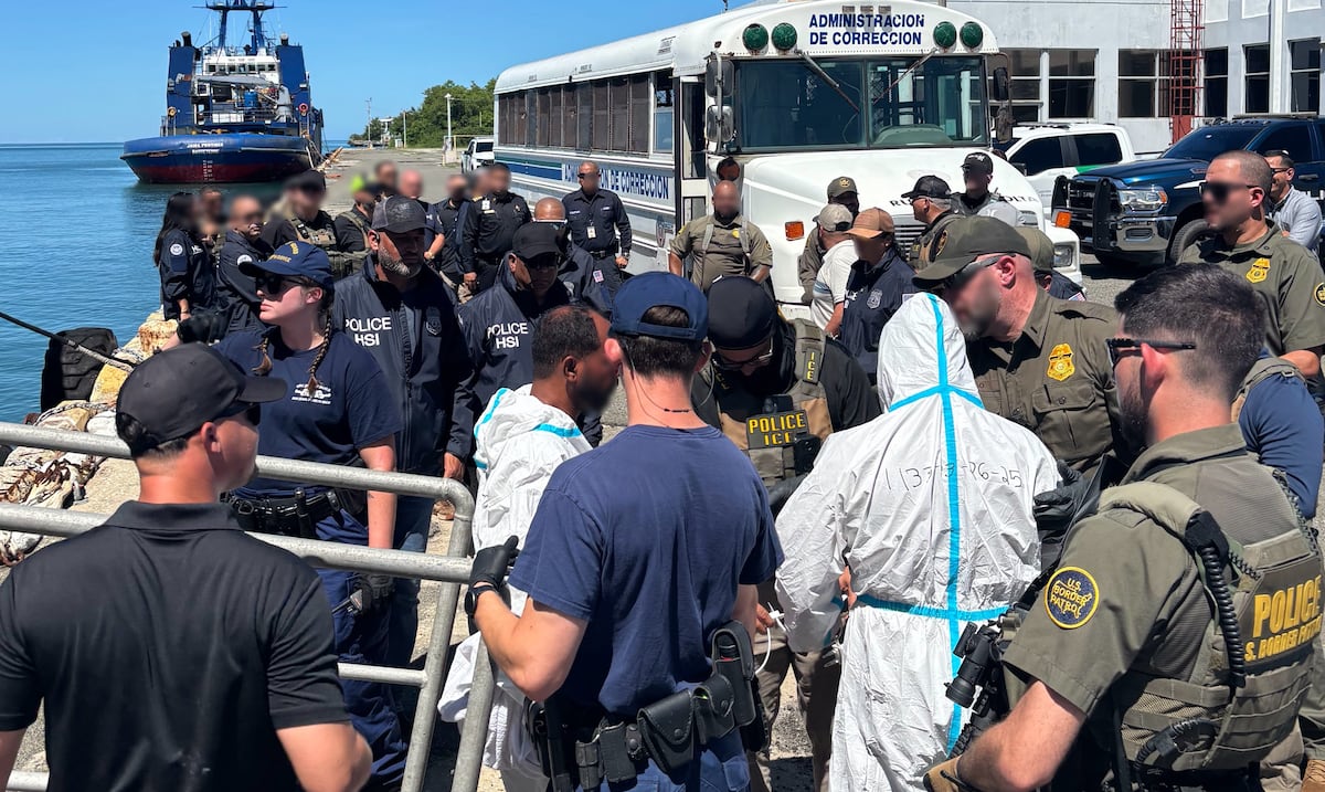 Federales investigan redes de tráfico humano en RD tras naufragio fatal cerca de Isla de Mona