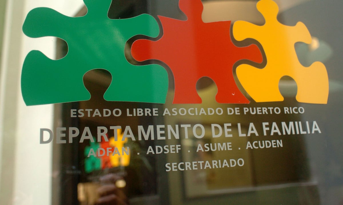 Departamento de la Familia investiga caso de estudiante con cargador de arma en colegio de Ponce