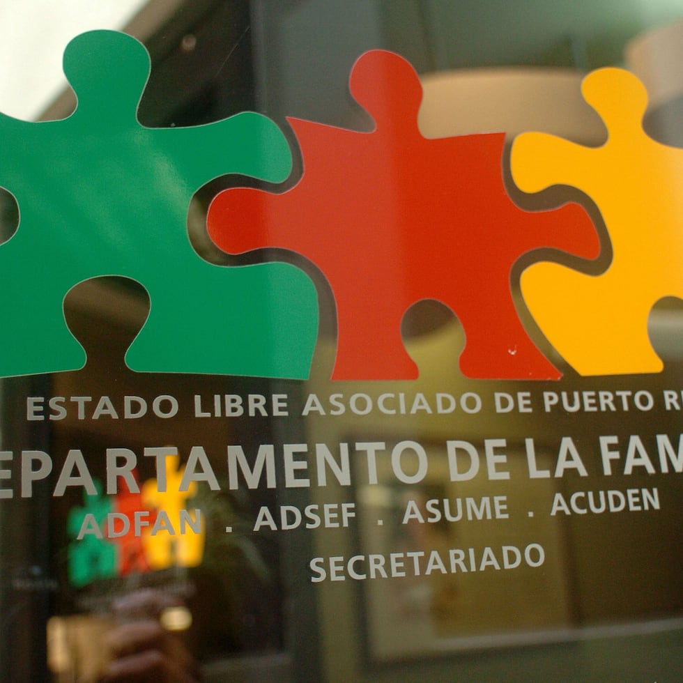 La Unidad de Investigaciones Especiales (UIE) del Departamento de la Familia está a cargo del caso.