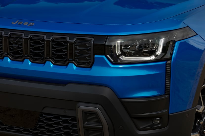 El precio inicial de venta de la Jeep Cherokee 2026 asciende a $44,995.