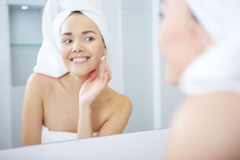 Para mantener un cutis saludable es importante la limpieza diaria. (Archivo)