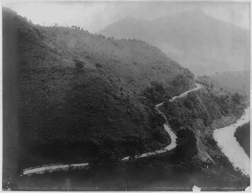 Sanb Juan, Puerto_Rico and vicinity, 1901-1903. The_Military_Road, between mountain and stream.