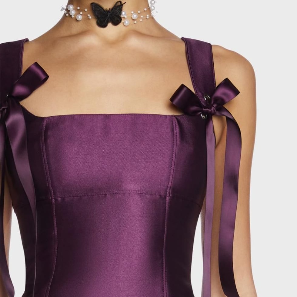 Elegir el escote correctamente puede transformar por completo la percepción de la silueta