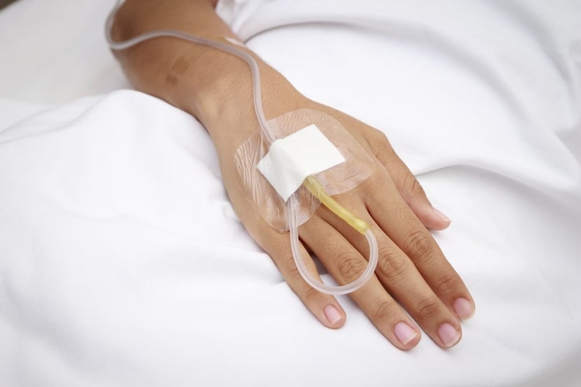 La administración en tu hogar del medicamento intravenoso que tu médico te haya recetado es un servicio valioso que debes considerar.