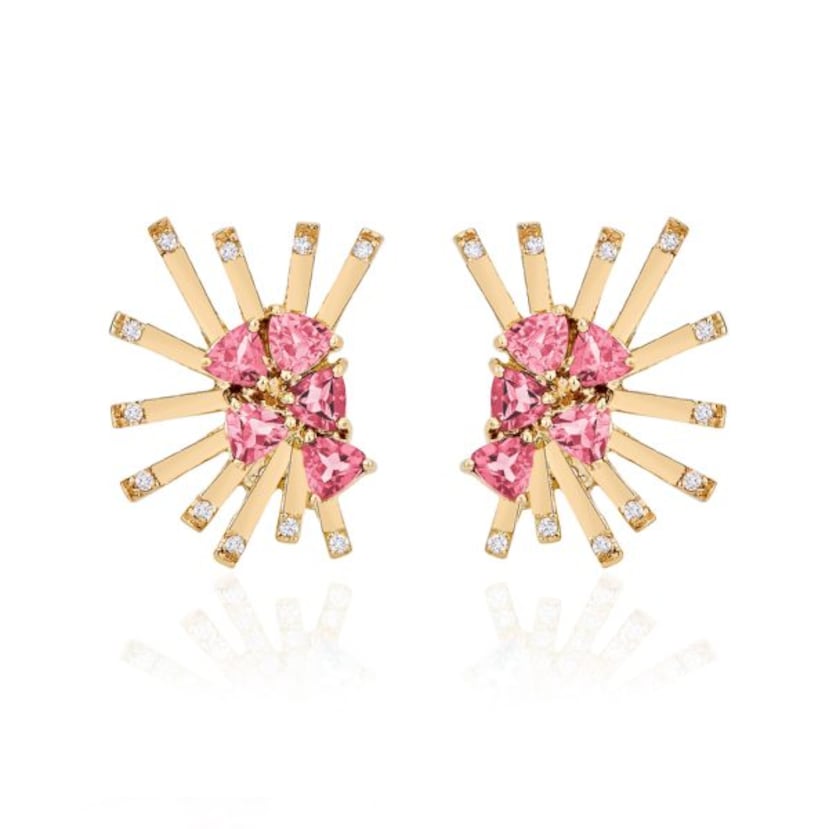 Pendientes de la diseñadora Carol Kauffmann. Disponibles en Reinhold Jewelers.