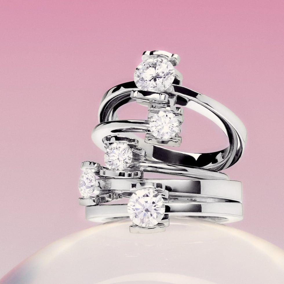 Además de innovación, los diamantes de laboratorio ofrecen accesibilidad económica.