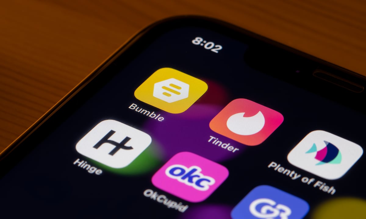 Adultos mayores de 55 años en Puerto Rico aumentan uso de redes sociales y apps de citas