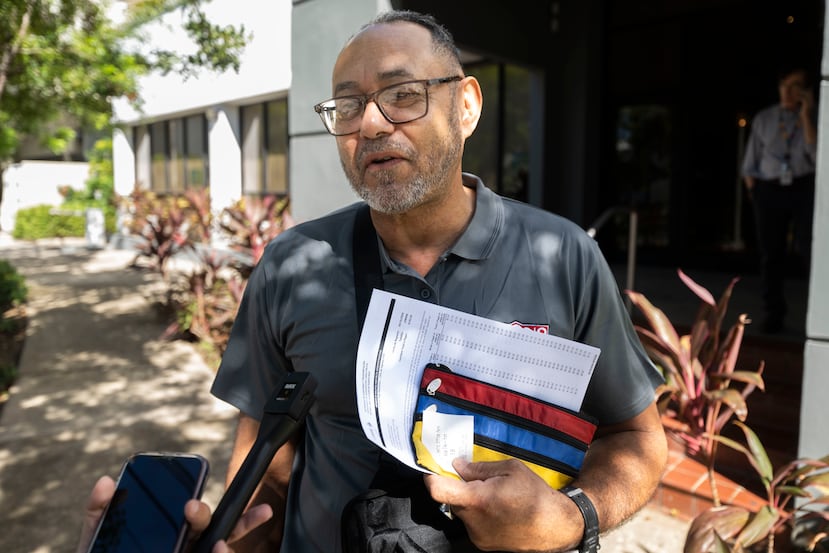 Ángel Andújar, residente de San Juan, se topó con poca gente en la oficina de Metro Office Park, pero no pudo resolver porque tendrá que apelar su caso en Minillas.