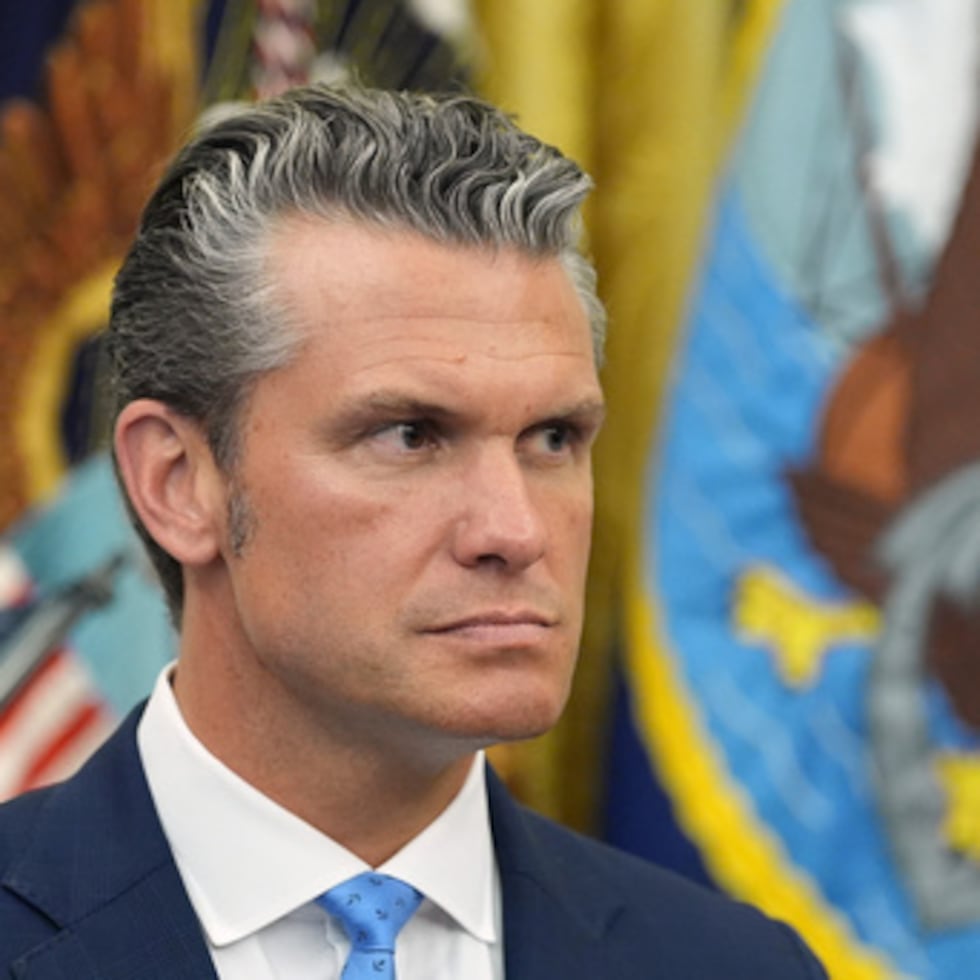 Los despidos y la negativa de Hegseth a explicar la estrategia que hay detrás de ellos están dividiendo al Pentágono y a muchos de los congresistas republicanos.