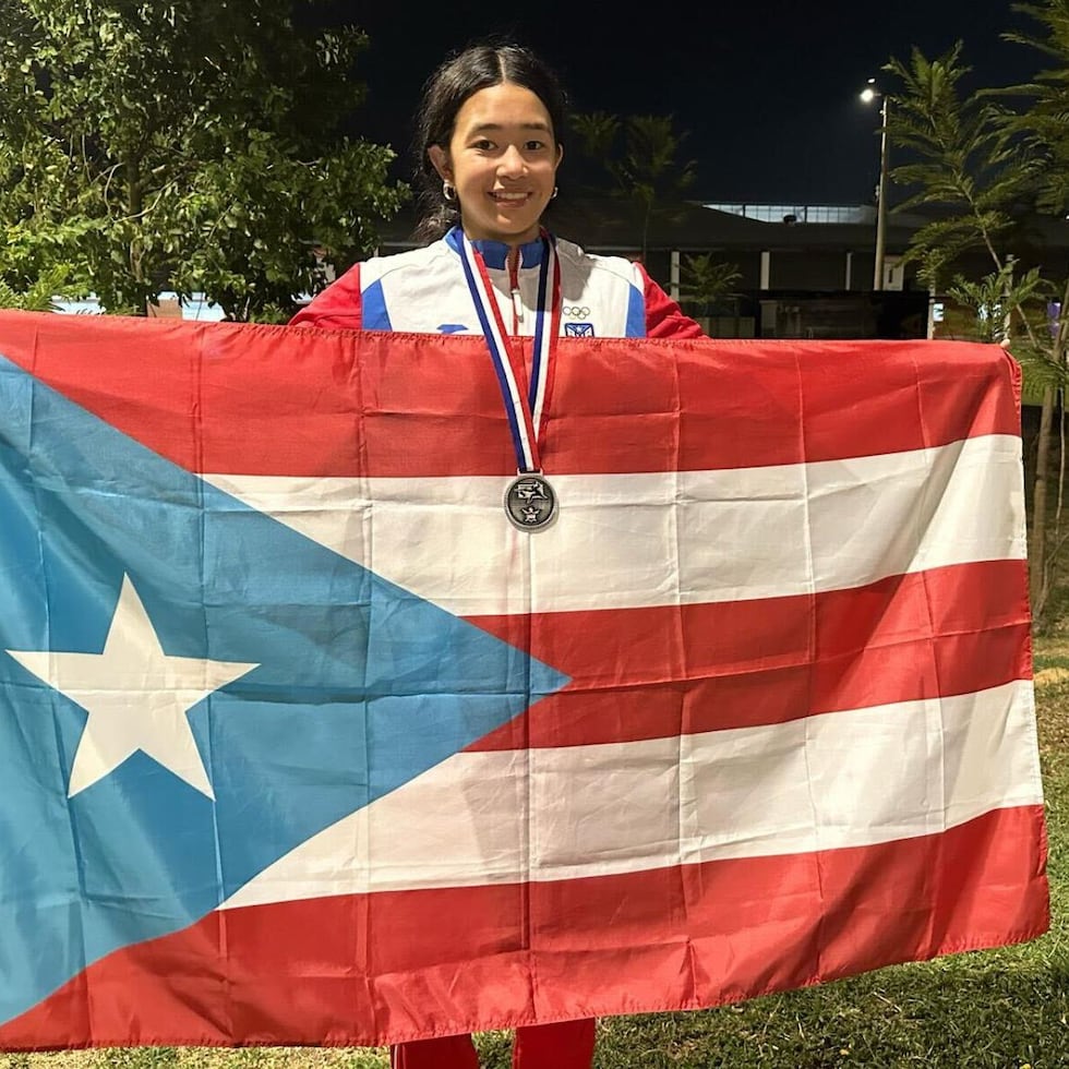 La esgrimista puertorriqueña Gabriela Hwang conquistó el martes la medalla de plata en la modalidad de sable del Campeonato Panamericano de Esgrima, que se celebra en Perú.