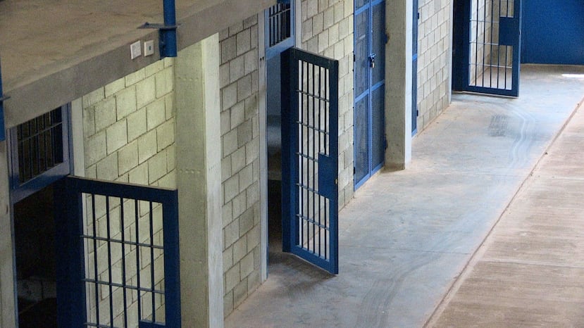 Las llamadas de extorsión telefónica son delitos habituales en México y generalmente son cometidos desde las prisiones. (EFE)