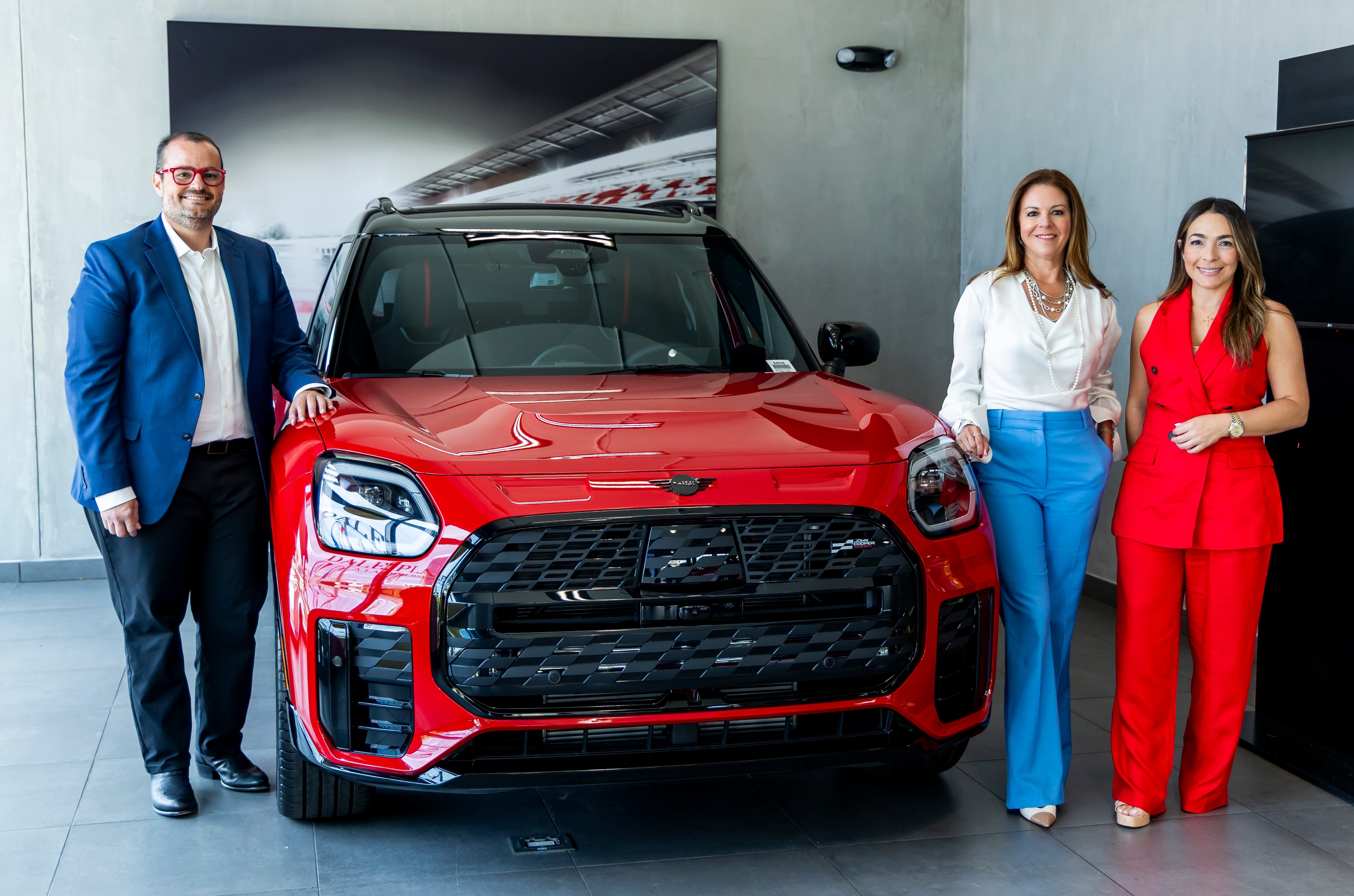 Imagen de la cobertura de: Autogermana MINI recibe el 2026 MINI Golden Bulldog Award de MINI USA