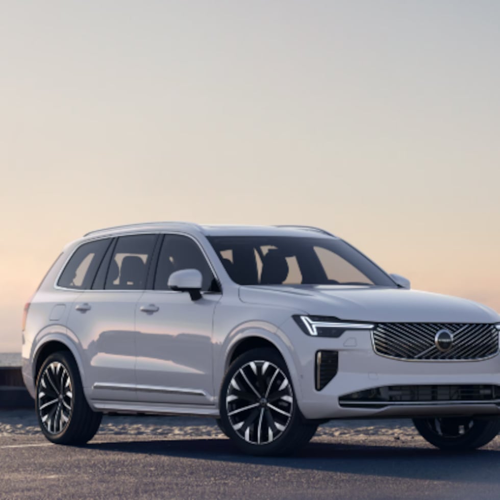 En Puerto Rico, Volvo dejó de vender modelos exclusivamente de gasolina en 2024 y encaminó su portafolio hacia vehículos electrificados.
