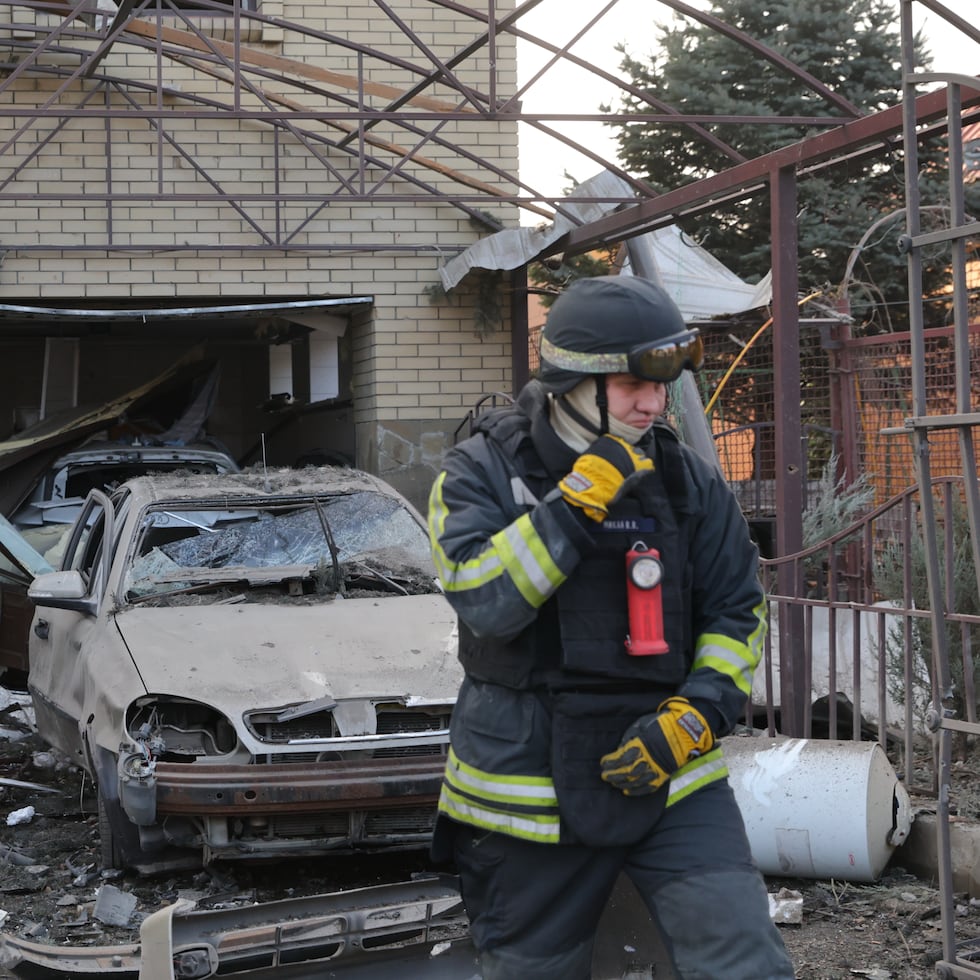 Una casa dañada por un ataque ruso en Zaporiyia, Ucrania, el 19 de diciembre.