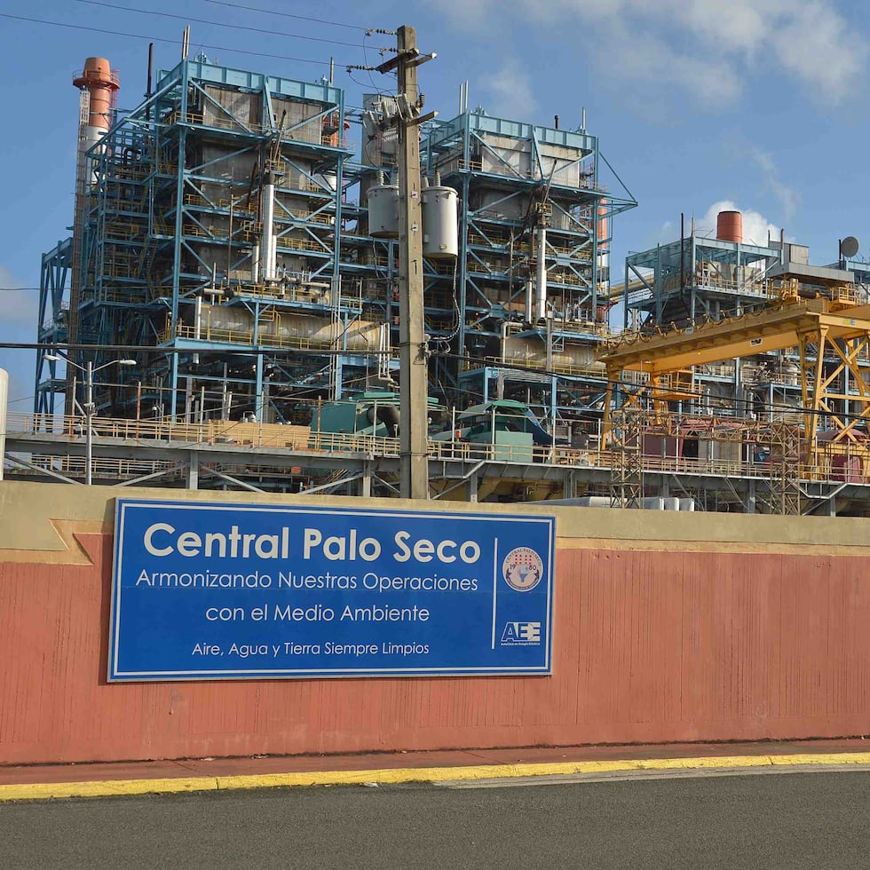 La central Palo Seco de la Autoridad de Energía Eléctrica. (Archivo / GFR Media)