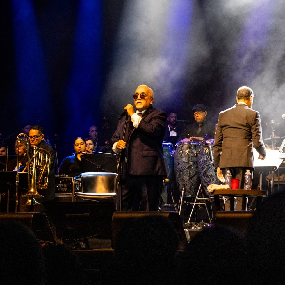 Durante el concierto de Willie Colón, la Orquesta Filarmónica de Puerto Rico estuvo dirigida por el maestro Ángel “Cucco” Peña.