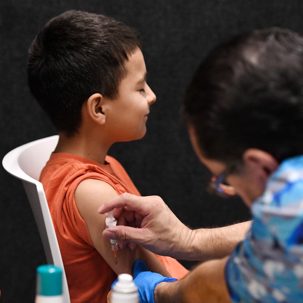 Para el año escolar 2024-2025, en Estados Unidos, las exenciones de una o más vacunas entre los niños de kínder aumentaron del 3.3% al 3.6%.