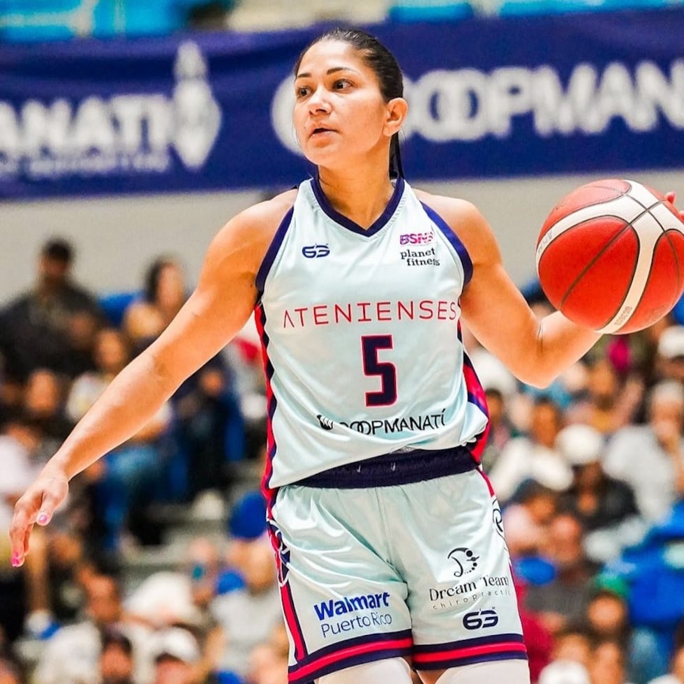 Pamela Rosado terminó el duelo con 13 puntos y 10 asistencias.