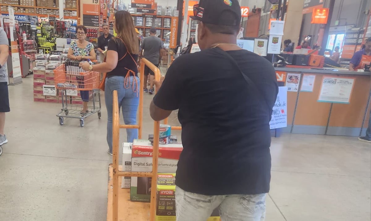 The Home Depot inicia construcción de nueva tienda en Isabela