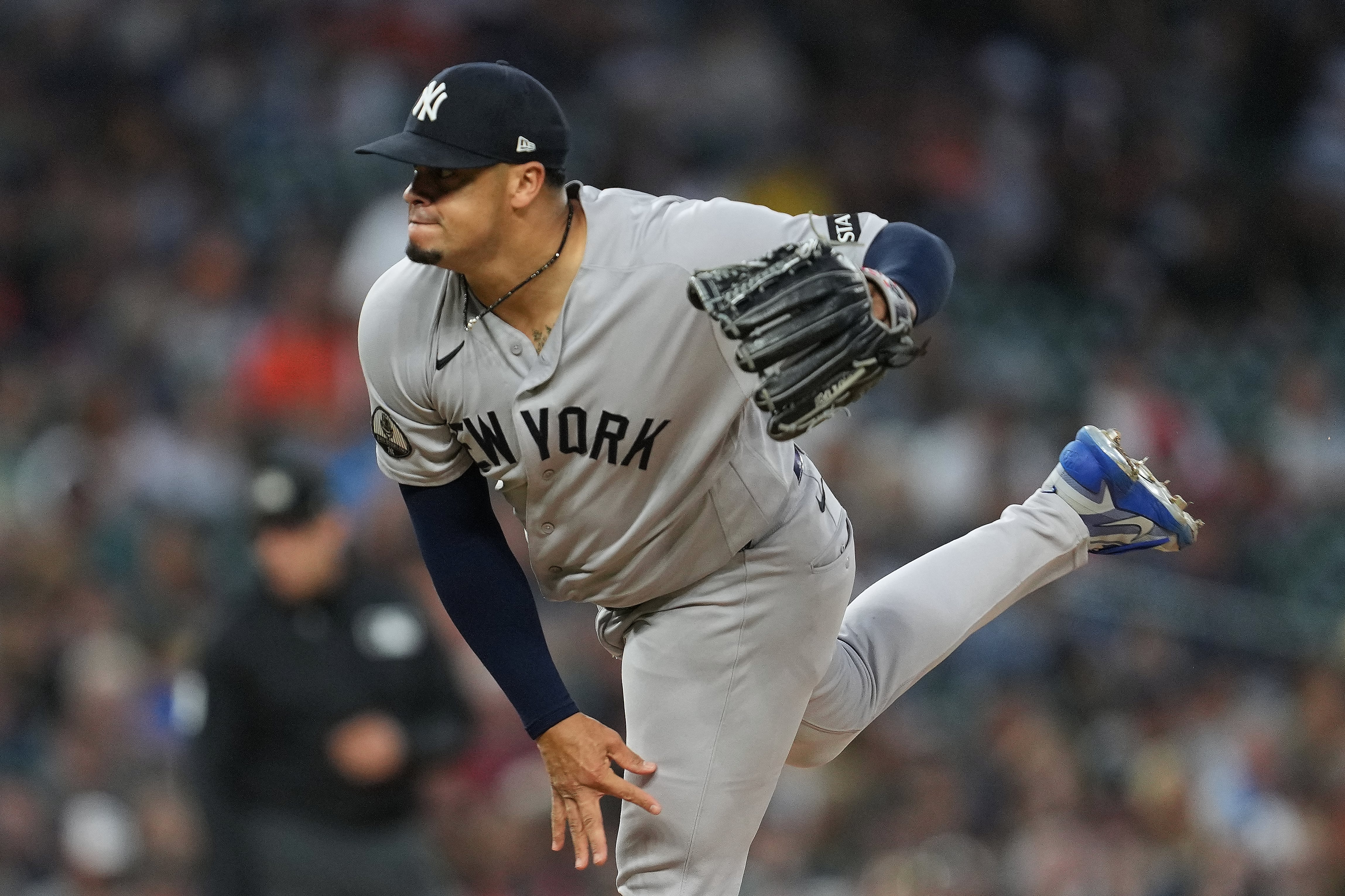 Imagen de la cobertura de: Fernando Cruz podría necesitar cirugía Tommy John tras un desgarro parcial en el codo derecho