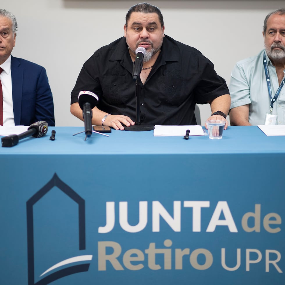 9 de abril de 2026. San Juan, PR. END/PR HOY. Conferencia de prensa convocada por la Junta de Retiro de la Universidad de Puerto Rico (UPR), para reclamar que el plan fiscal universitario incluya las aportaciones patronales al Fideicomiso de Retiro requeridas por ley, llevada a cabo en la oficina del Sistema de Retiro UPR, 1019 Ave. Ponce De León, Río Piedras. En la foto Luis Vicenty Santini, presidente de la Junta de Retiro de la UPR. FOTO POR: Carlos Rivera Giusti/GFR Media
Universidad de Puerto Rico, UPR, Río Piedras, Retiro