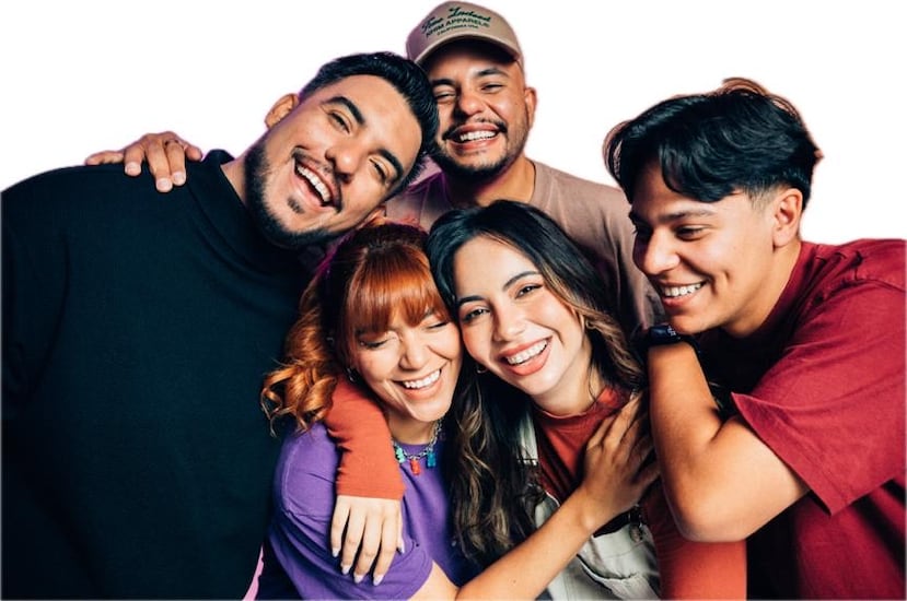 El grupo Montesanto está comouesto por, de izquierda a derecha, parados, Sinaí Urdaneta, Douglas D’Lima y David D’Lima, y sentadas, Richeld Vilchez y Yao D’Lima.