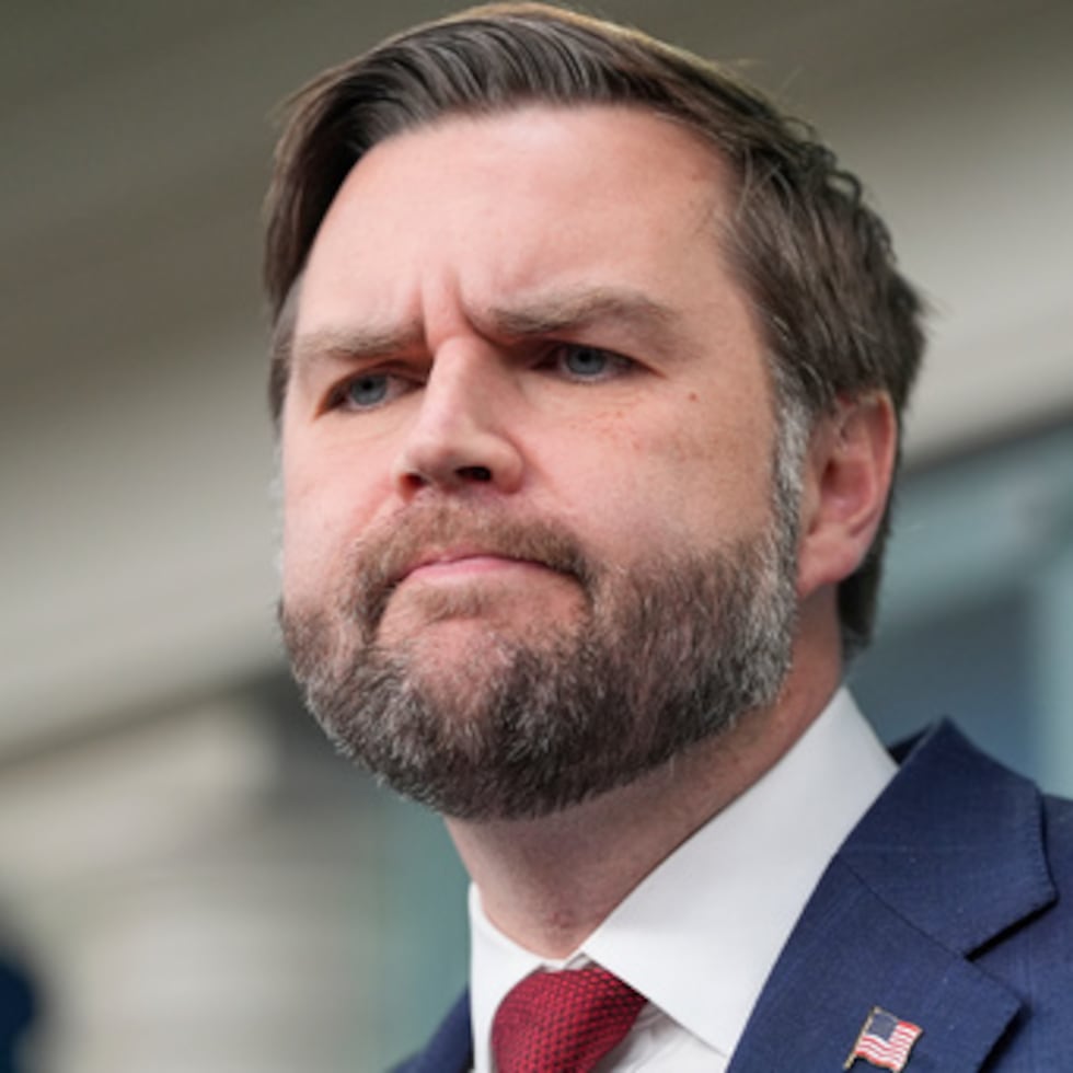 Vance declaró en la Casa Blanca que no le preocupaba prejuzgar la investigación sobre el asesinato de Good, y dijo de los vídeos que había visto del incidente del miércoles: “Lo que ves es lo que hay en este caso”.