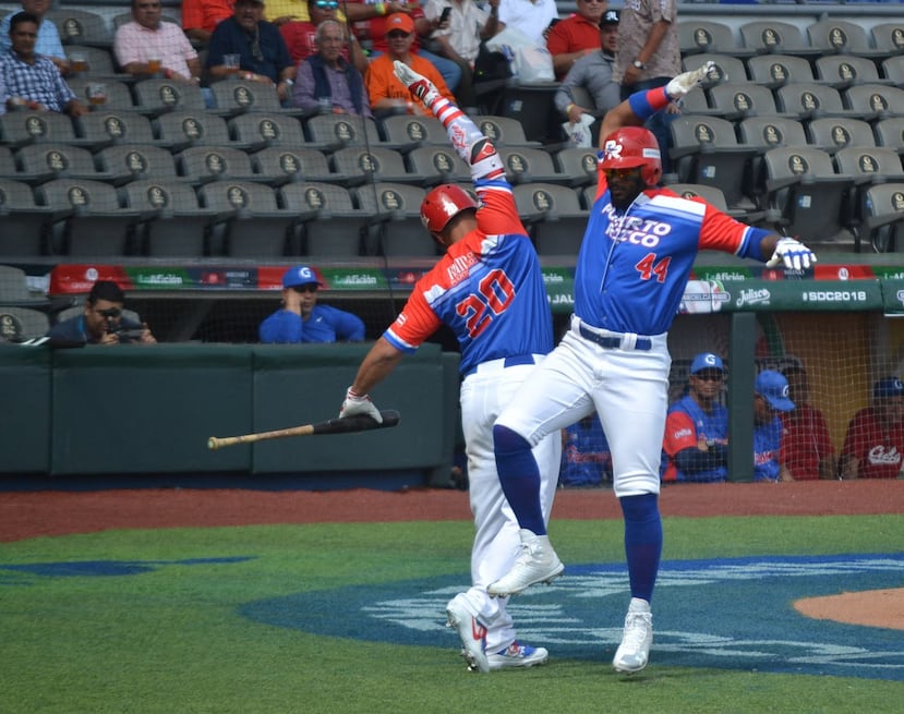 Anthony García (derecha) encabezó además el renglón de slugging en los primeros cuatro juegos de la Serie del Caribe que se juega en México y concluye mañana. (Suministrada / Héctor 'Titito' Rosa)