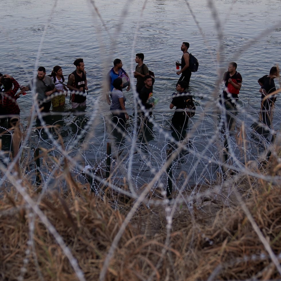 El Departamento de Seguridad Nacional publicó una lista de más de 500 "jurisdicciones santuario", indicando que cada una de ellas recibiría una notificación formal de que el Gobierno las consideraba incumplidoras.