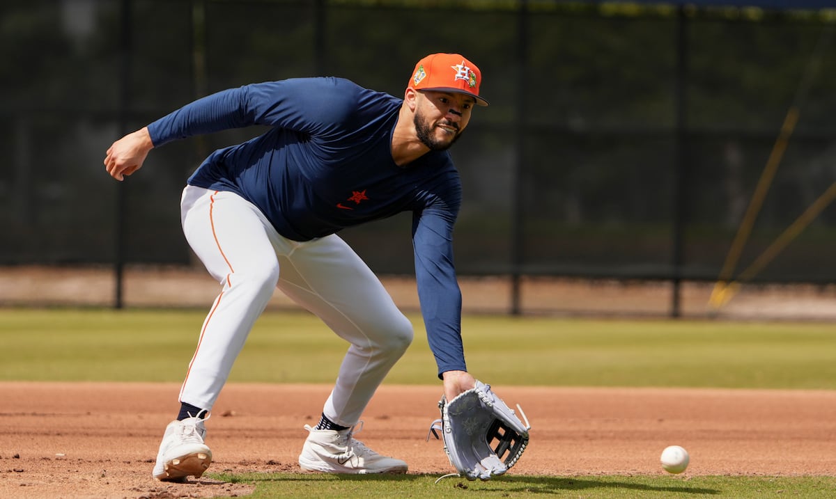 Carlos Correa se acerca a un posible regreso con los Astros
