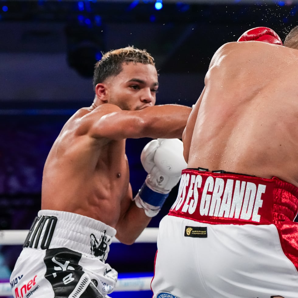 Yankiel Rivera, aquí ante Angelino Córdova, dijo que noqueará temprano a Bomba Santiago si se le presenta la oportunidad.