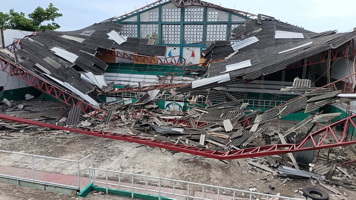 Fuerte sismo de magnitud 6.3 sacude el noroeste de Ecuador Fuerte sismo de magnitud 6.3 sacude el noroeste de Ecuador