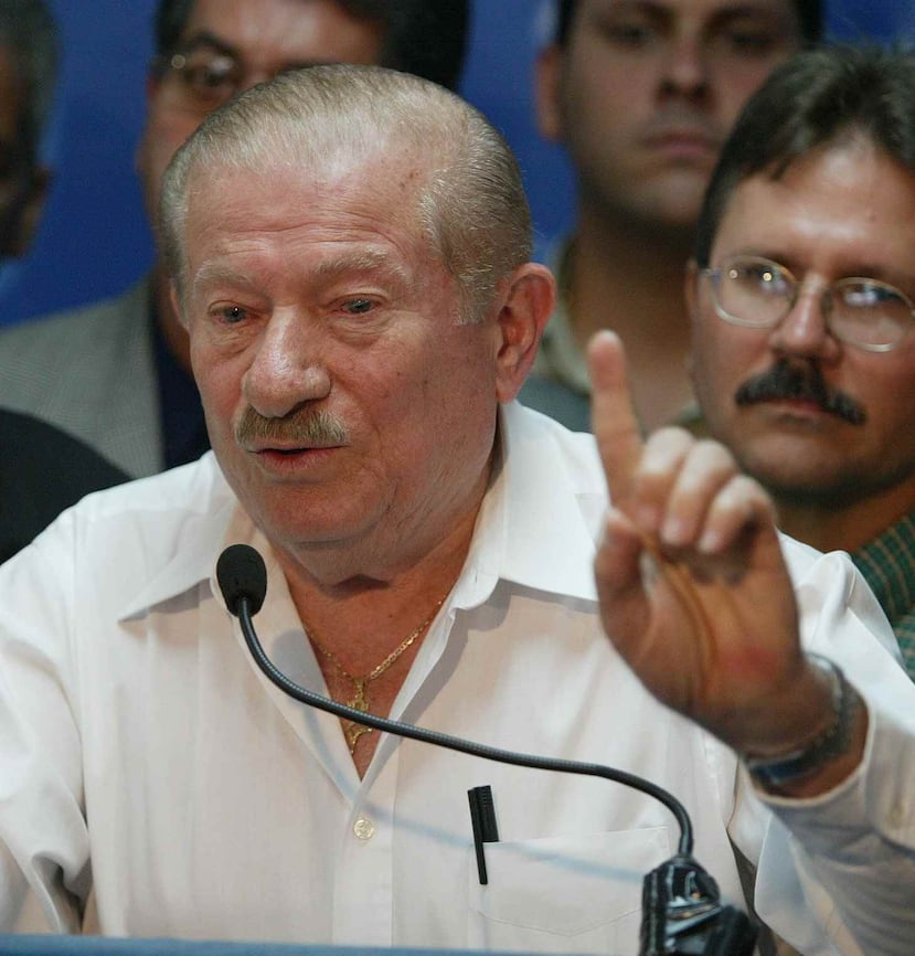 En el 2000 fue electo como alcalde de Bayamón, sustituyendo así a su padre, Ramón Luis Rivera. (GFR Media)