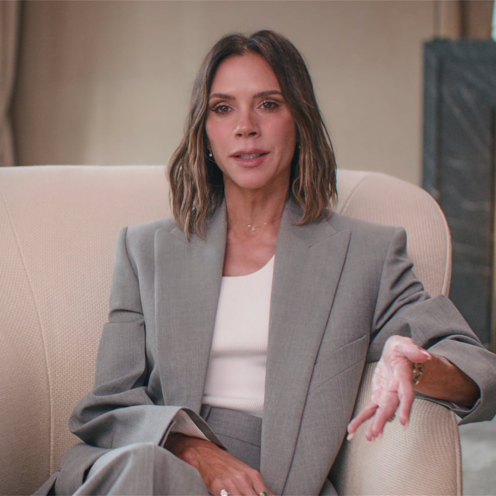 Algunas críticas señalan que el documental de Victoria Beckham es más reservado y menos revelador.