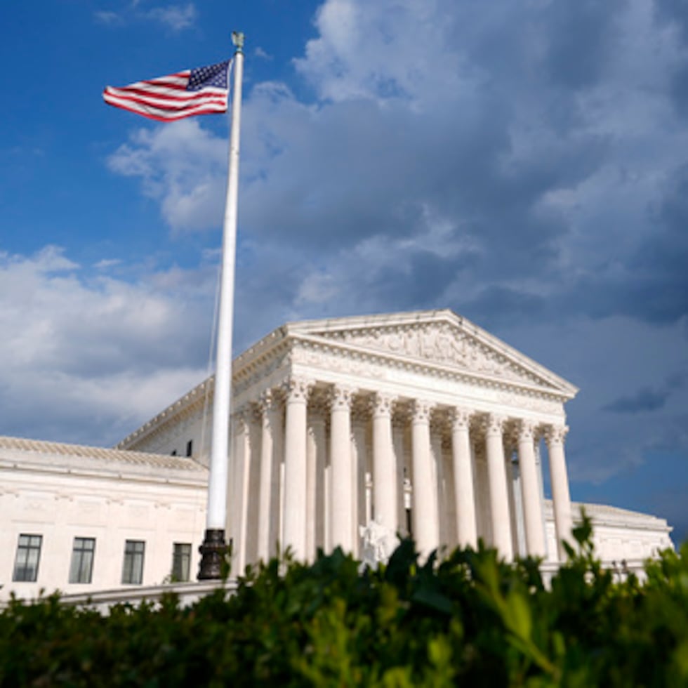 La decisión del Tribunal Supremo estadounidense sobre el derecho a la ciudadanía de Estados Unidos por nacimiento puede conocerse en junio.