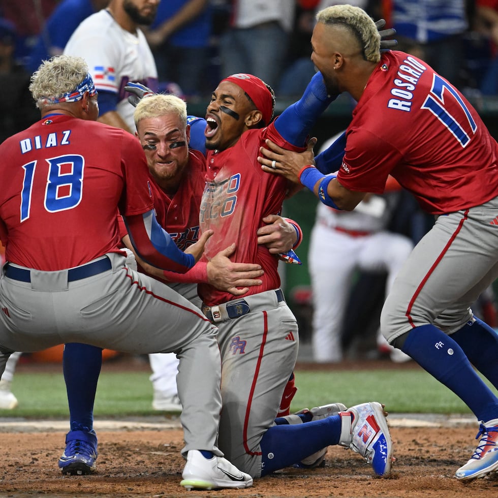 Todos los boletos para los juegos de Puerto Rico en el Estadio Hiram Bithorn se agotaron inmediatamente.