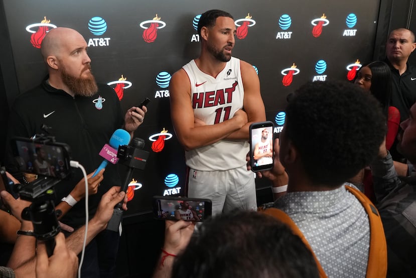 Klay Thompson firmó un contrato modesto de dos años con el Heat, equipo al que lleva su experiencia de playoffs.