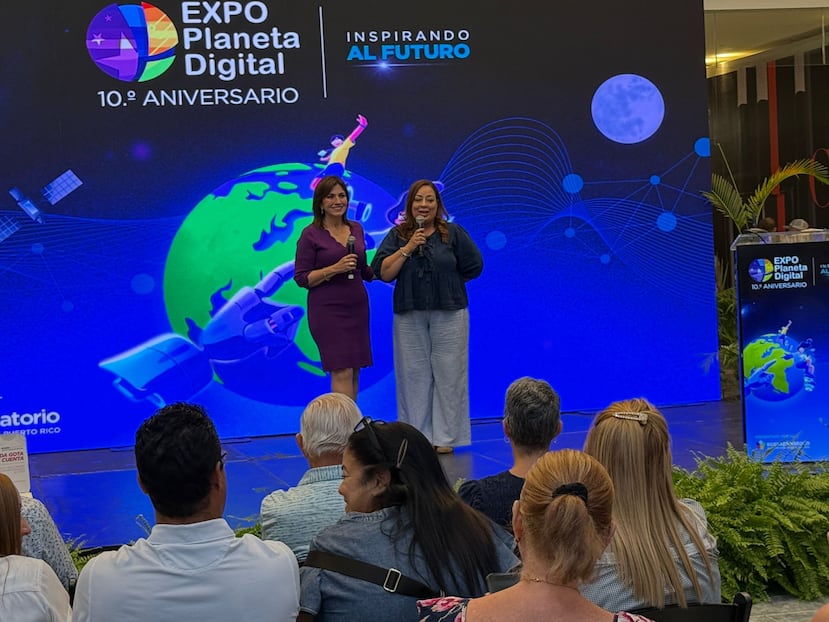 La meteoróloga Ada Monzón y la profesora Elizabeth Torres Rodríguez ofrecieron una conferencia magistral bajo el tema “La Ciencia de la Misión Artemis II de NASA”.