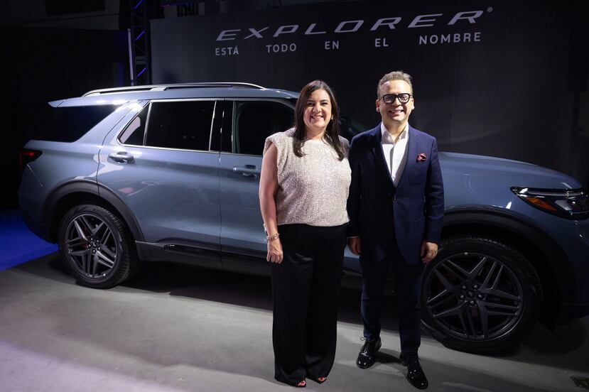 Ford ‘Lanzamiento Explorer 2025’
En la foto de Rosangela Guerra directora general de Ford en Puerto Rico, Centroamérica y Caribe junto a Lucien Pinto presidente de Ford en Puerto Rico, Centroamérica y Caribe.